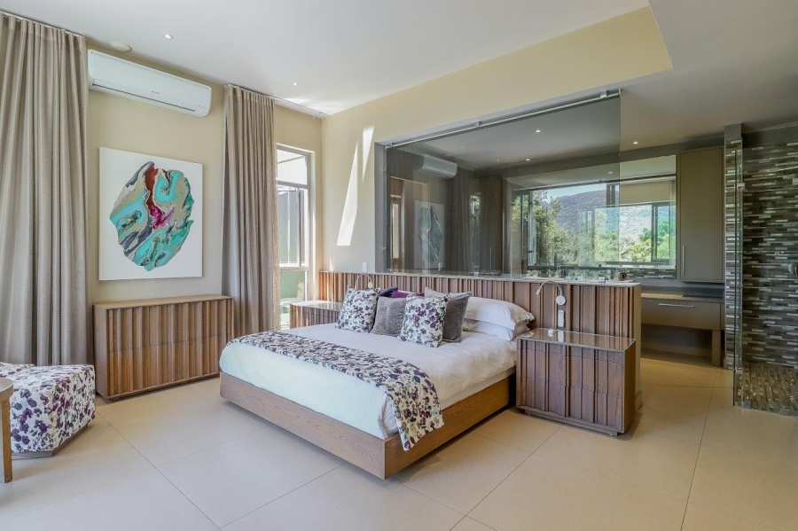 6 Bedroom Property for Sale in The Islands Estates North West